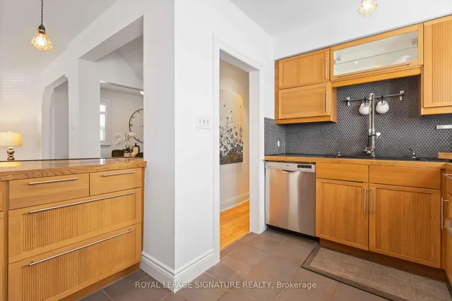 Additional image 11 of 83 Harewood Ave