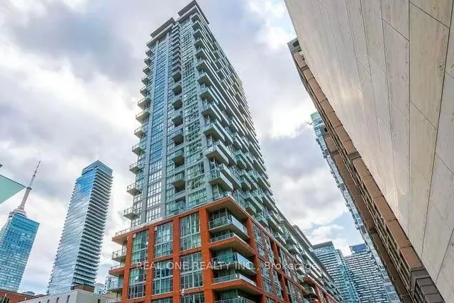 126 Simcoe St Unit 2007