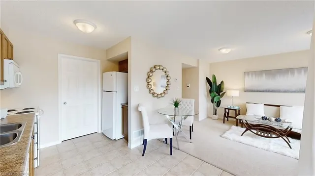 Additional image 17 of 950 Highland Rd Unit #6