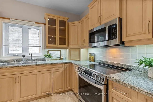 Additional image 14 of 122 Briarmeadow Pl