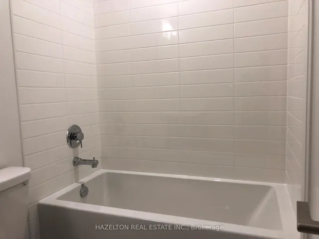 Additional image 12 of 27 Bathurst St Unit 212W