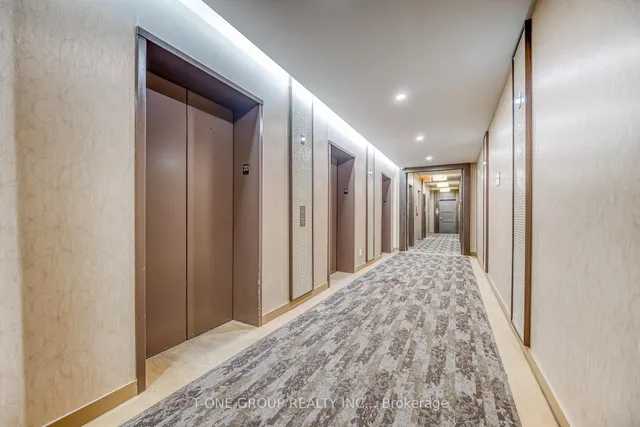 Additional image 4 of 300 Front St Unit 2001