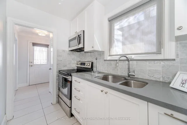 Additional image 18 of 185 Dunraven Dr