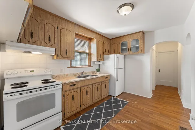 Additional image 12 of 138 Kane Ave