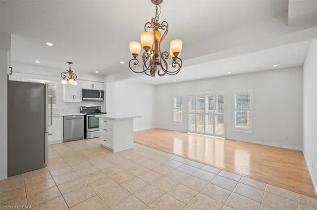 Additional image 13 of 51 Peach Blossom Cres