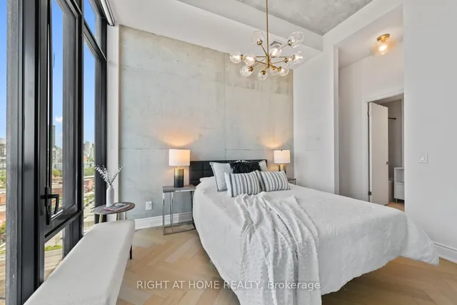 Additional image 25 of 608 Richmond St. W St Unit LPH02