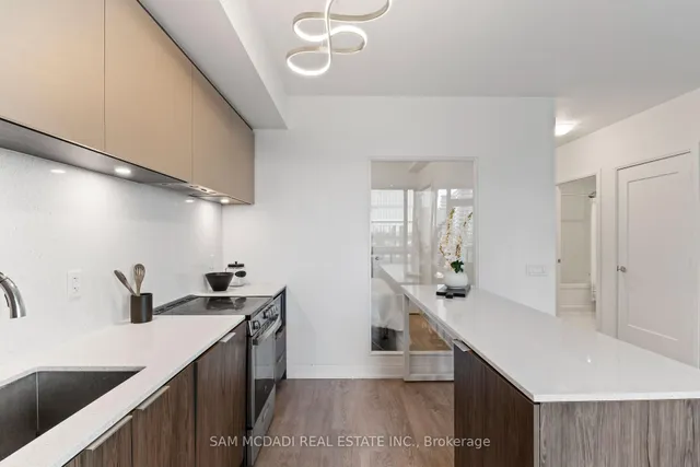 Additional image 16 of 65 Annie Craig Dr Unit 1405