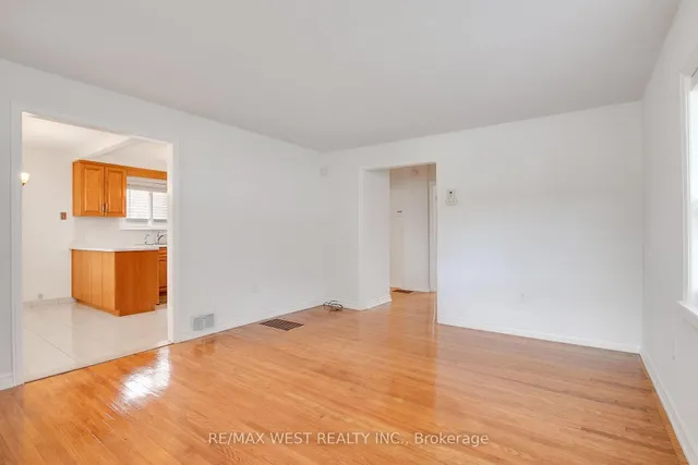 Additional image 9 of 50 Larchmere Ave