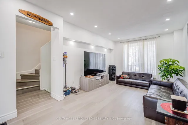 Additional image 18 of 55 Collinsgrove Rd Unit 205