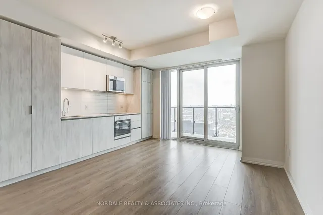 Additional image 3 of 28 Widmer St Unit 2827