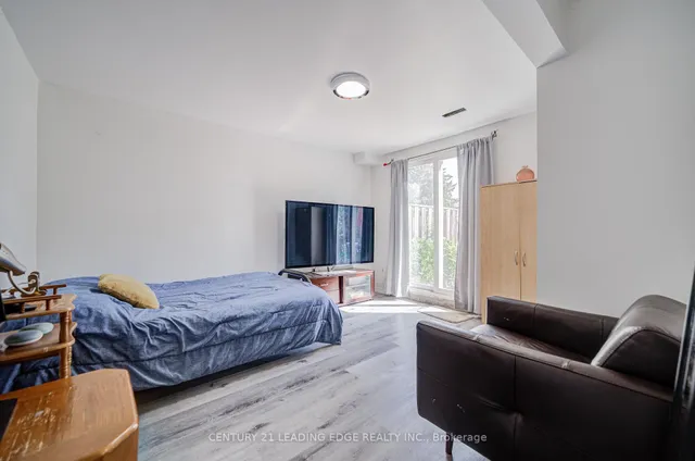 Additional image 38 of 55 Collinsgrove Rd Unit 205