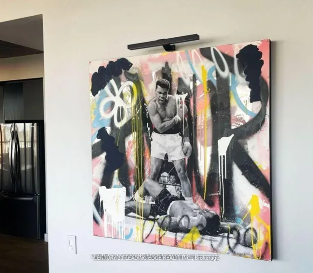 Additional image 18 of 33 Mill St Unit 807