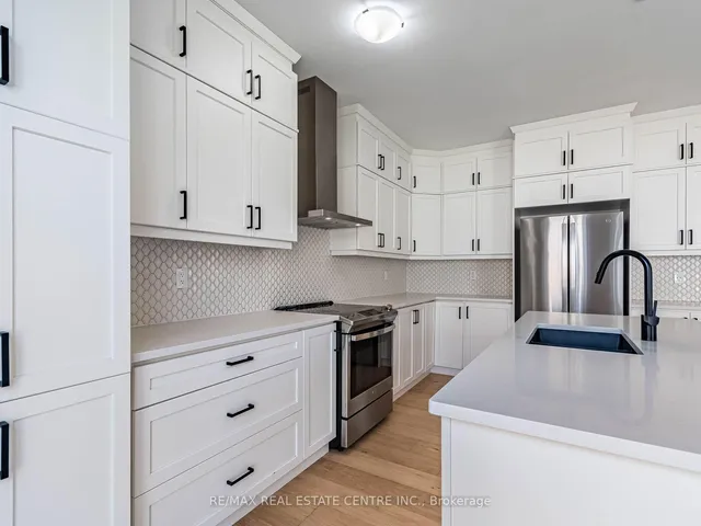 Additional image 14 of 71 Routley St
