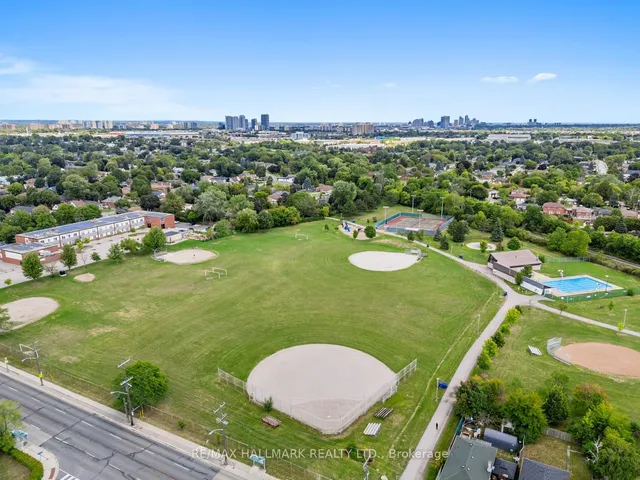 Additional image 43 of 60 Greylawn Cres