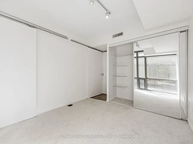 Additional image 29 of 38 Grenville St Unit 707