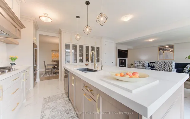 Additional image 14 of 546 Bridgemill Cres