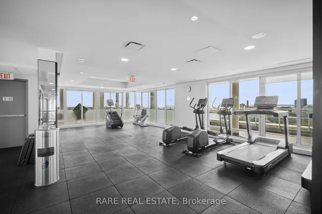 Additional image 31 of 410 Queens Quay Unit 413