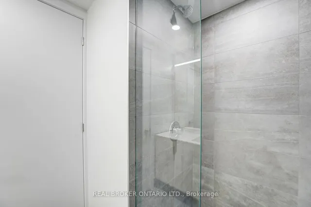 Additional image 11 of 28 Eastern Ave Unit LPH16