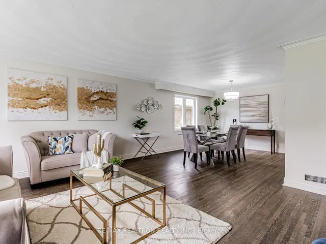 Additional image 7 of 4 Chater Crt