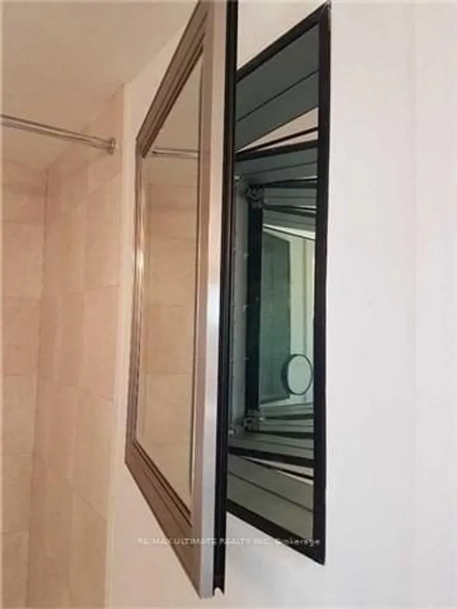 Additional image 7 of 438 King St Unit 1206