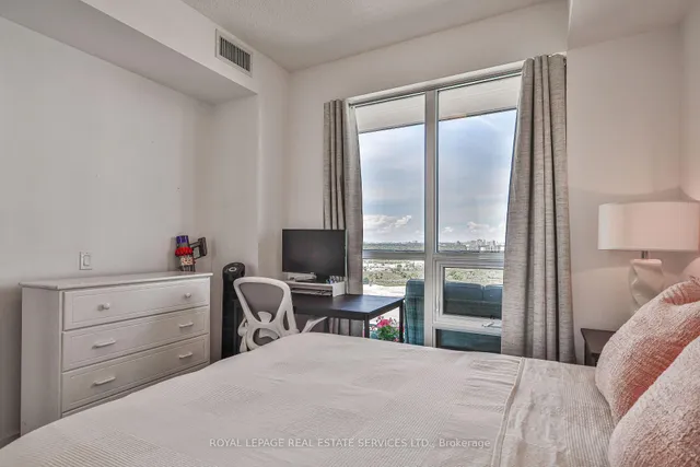 Additional image 16 of 2212 Lake Shore Blvd Unit 2310