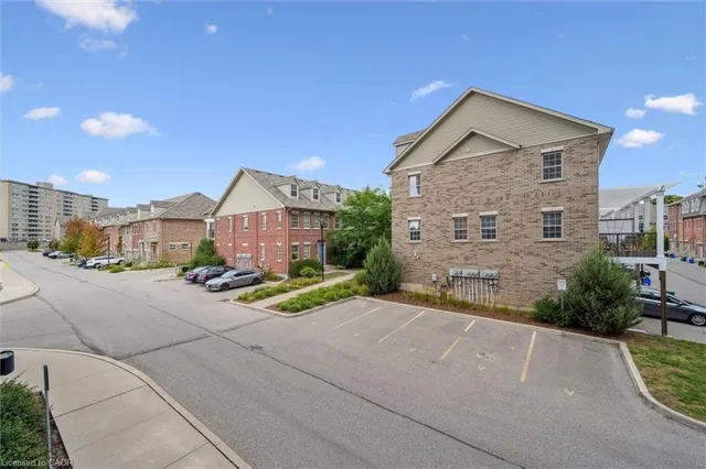 Additional image 39 of 15 Prince Albert Blvd Unit 207