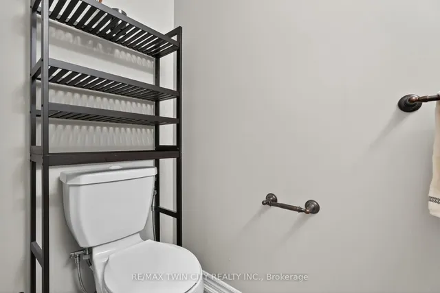 Additional image 13 of 52 Tremaine Dr