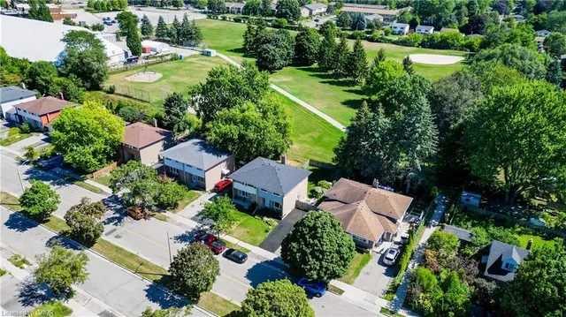 Additional image 42 of 73 Overlea Dr