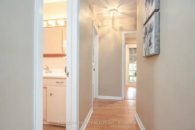 Additional image 28 of 148 Siebert Ave