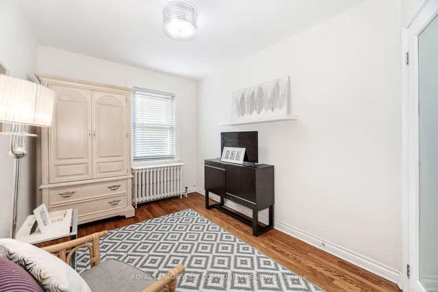 Additional image 25 of 185 Dunraven Dr