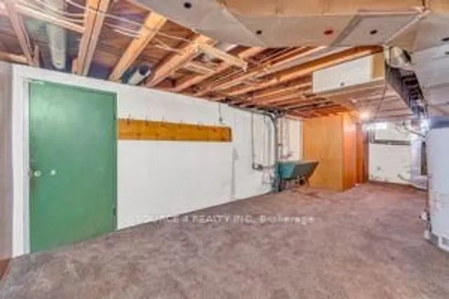 Additional image 19 of 35 Vista Cres