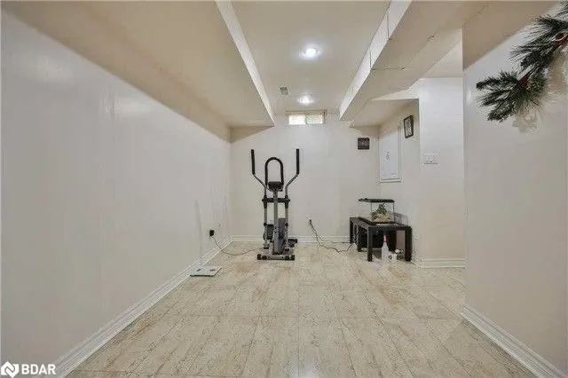 Additional image 36 of 41 Stagecoach Cir