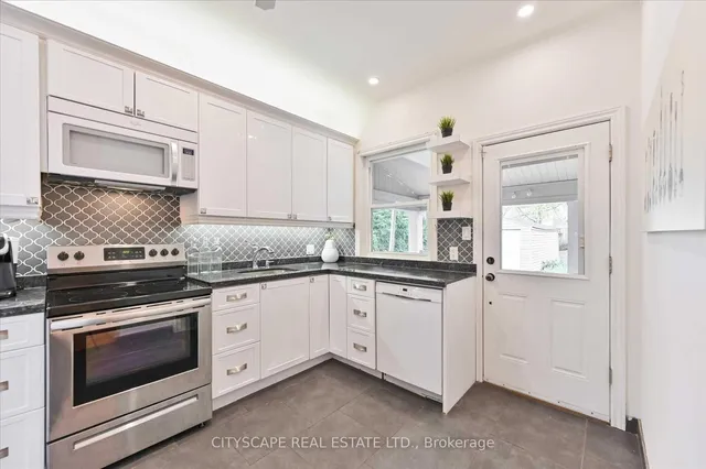 Additional image 14 of 15 Midburn Ave