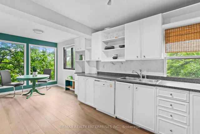 Additional image 8 of 11 Humber Hill Ave