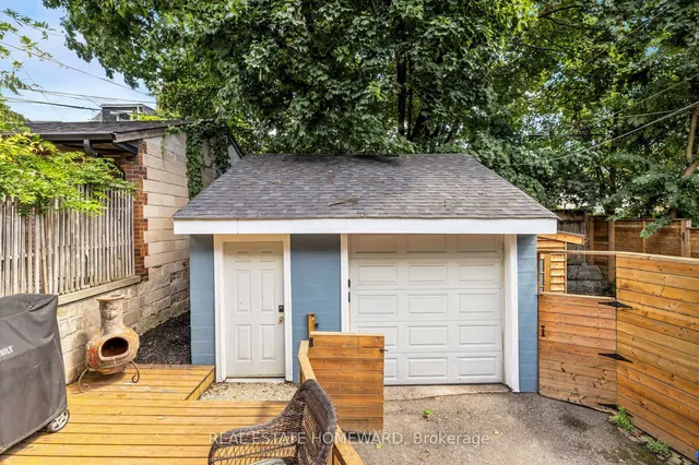 Additional image 33 of 27 Normandy Blvd