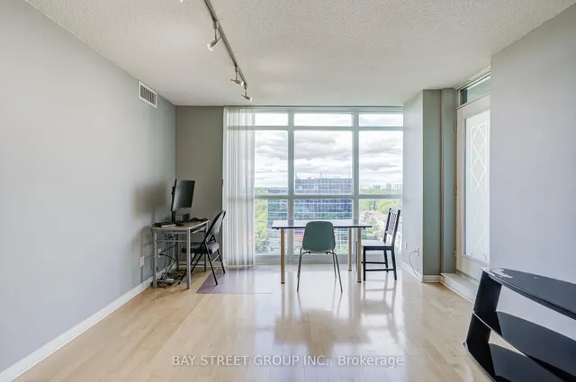 Additional image 7 of 30 Harrison Garden Blvd Unit 1107