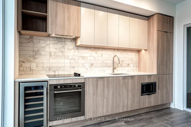 Additional image 10 of 2020 Bathurst St Unit 1615