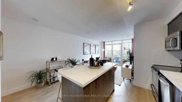 Additional image 7 of 38 Joe Shuster Way Unit 1123