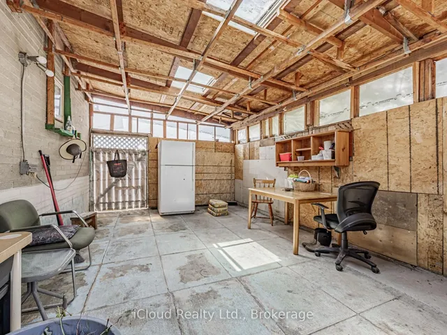 Additional image 29 of 58 Janet Blvd