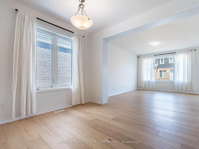 Additional image 8 of 71 Routley St