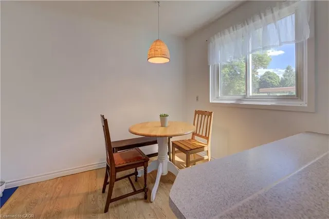 Additional image 17 of 73 Overlea Dr