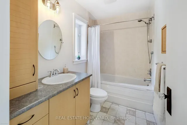 Additional image 18 of 111 Parkmount Rd