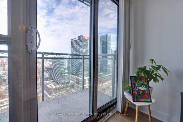 Additional image 15 of 15 Iceboat Terr Unit 3515