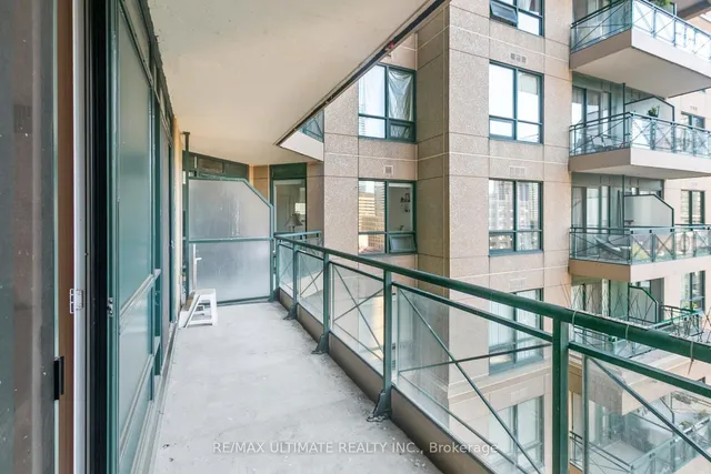 Additional image 24 of 35 Hayden St Unit 1002