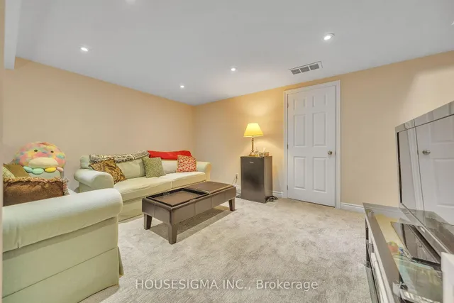 Additional image 32 of 50 Westmount Rd Unit 16