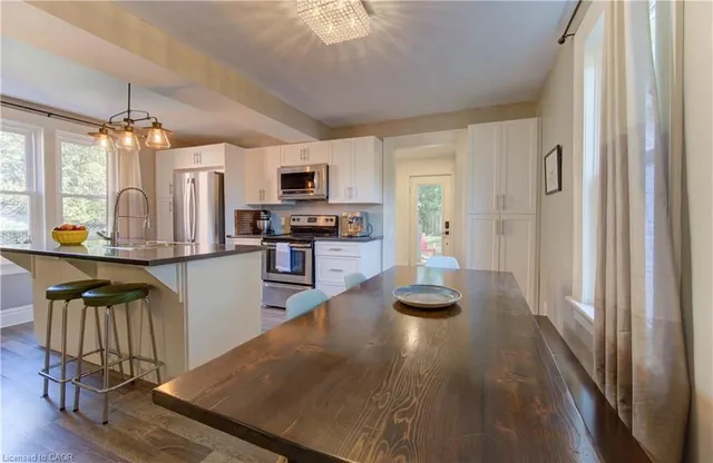 Additional image 9 of 88 Dekay St