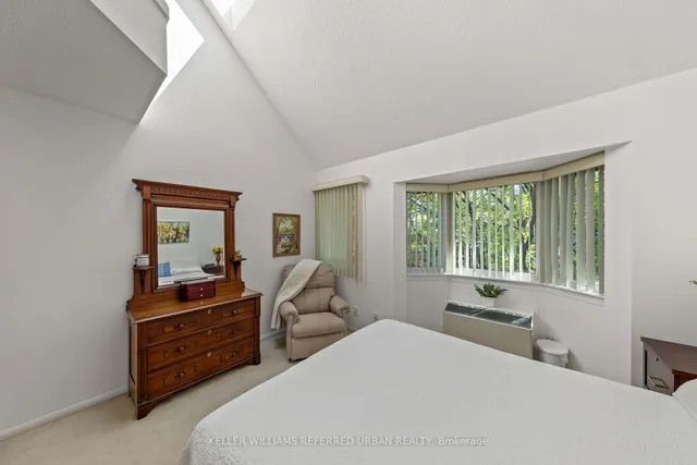 Additional image 37 of 574 Wellington St Unit 618