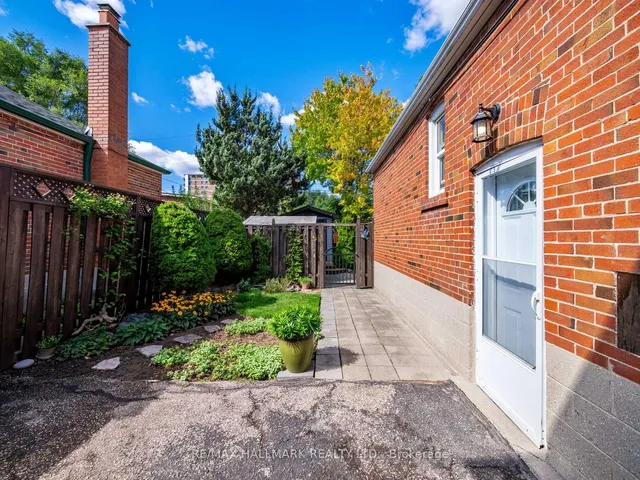 Additional image 33 of 60 Greylawn Cres