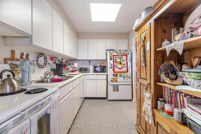 Additional image 21 of 541 Blackthorn Ave Unit 1110