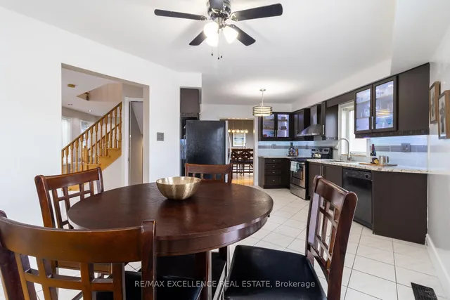 Additional image 12 of 40 Monaco Crt